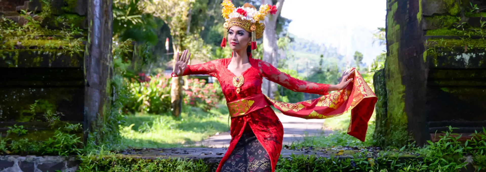 Balinese traditional dancer